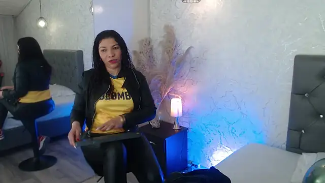 Snapshot of Serena_Houstonn chatting on 3, 7, 2026 Serena Houstonn online show from 3, 7, 2026