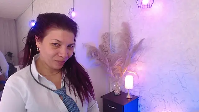Snapshot of Serena_Houstonn chatting on 29, 6, 2026 Serena Houstonn online show from 29, 6, 2026