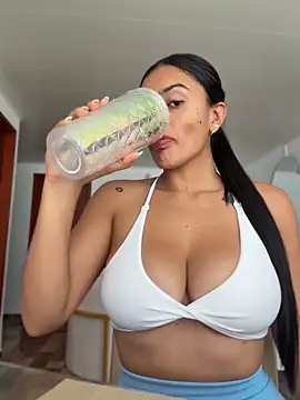 AnaaFaith  online show from 11, 4, 2026