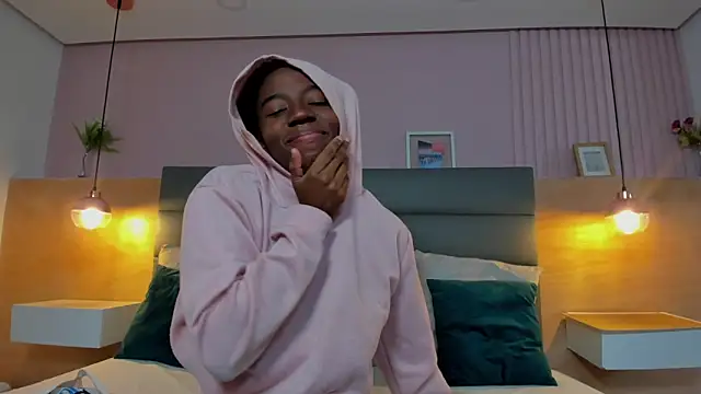  emma willliams  online show from 23, 10, 2025