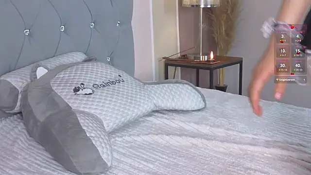 VelvetFox  online show from 1, 11, 2025