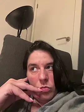 hottyFcup online show from 17, 4, 2026