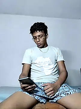 Snapshot of Manuel_Mateus1 chatting on 28, 11, 2025 Manuel Mateus1 online show from 28, 11, 2025