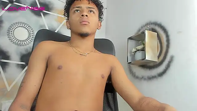 Snapshot of Manuel_Mateus1 chatting on 8, 9, 2025 Manuel Mateus1 online show from 8, 9, 2025