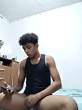 Snapshot of Manuel_Mateus1 chatting on 6, 10, 2025 Manuel Mateus1 online show from 6, 10, 2025