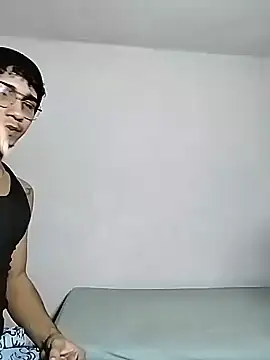 Snapshot of Manuel_Mateus1 chatting on 4, 11, 2025 Manuel Mateus1 online show from 4, 11, 2025