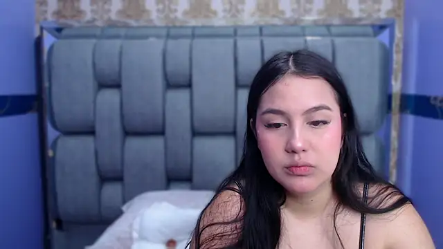 ValentinaMillers  online show from 17, 9, 2025