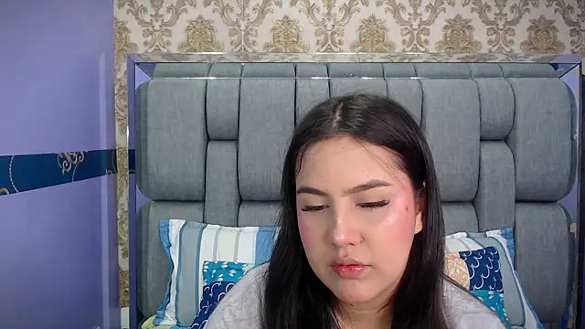 ValentinaMillers  online show from 1, 10, 2025