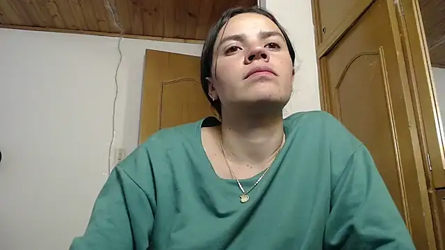 Skylar Serenity online show from 18, 10, 2025