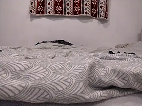 HoneySquirrel online show from 20, 10, 2025