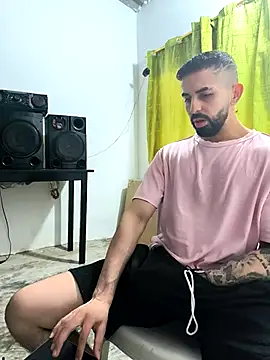 giannis090 online show from 28, 11, 2025