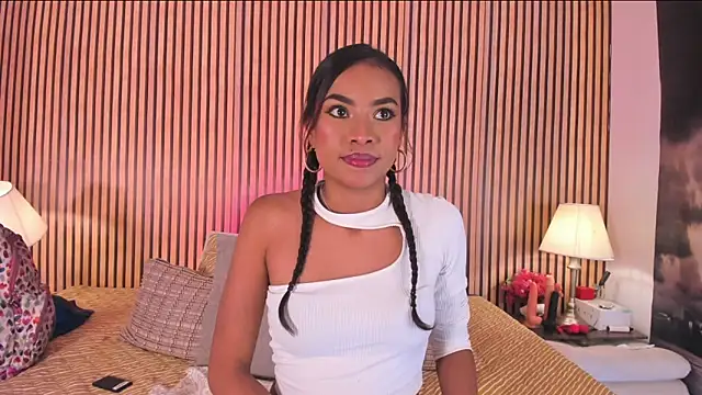 keeyla stone online show from 6, 10, 2025