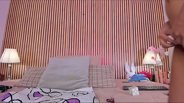 keeyla stone online show from 8, 11, 2025