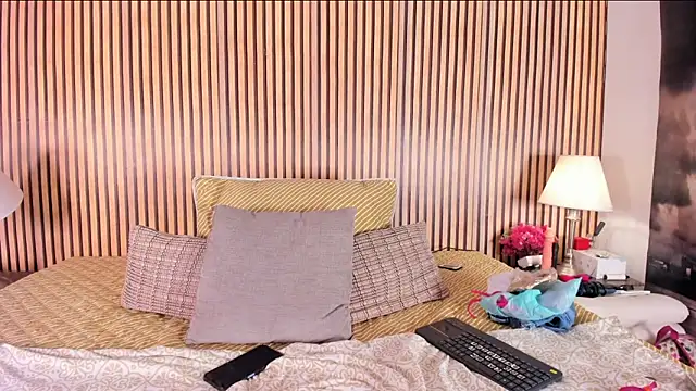 keeyla stone online show from 8, 10, 2025