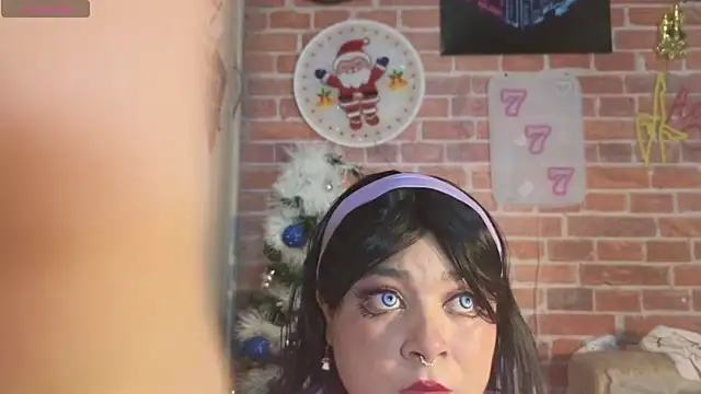 Lucycosplay777 online show from 12, 1, 2026