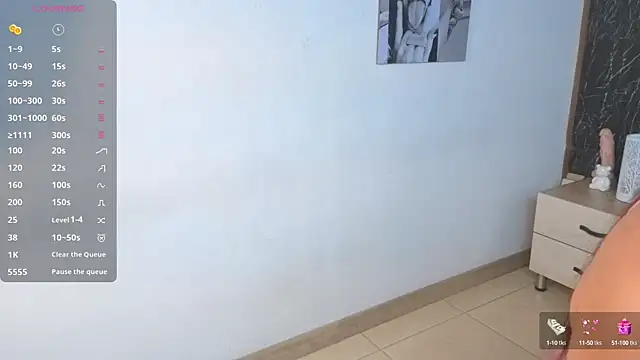 emmi collinss online show from 10, 10, 2025