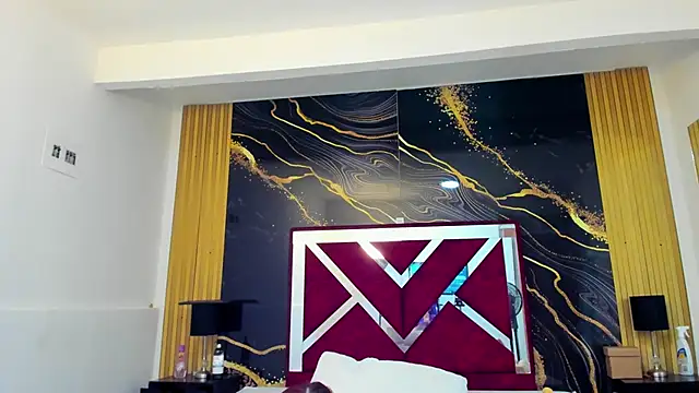 VanessaHard as online show from 23, 2, 2026