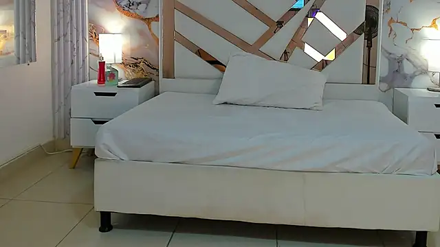 VanessaHard as online show from 11, 10, 2025