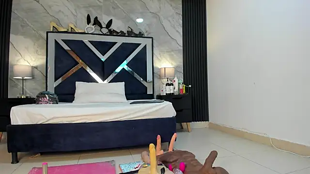 VanessaHard as online show from 29, 11, 2025