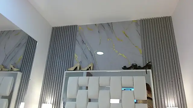 VanessaHard as online show from 2, 10, 2025