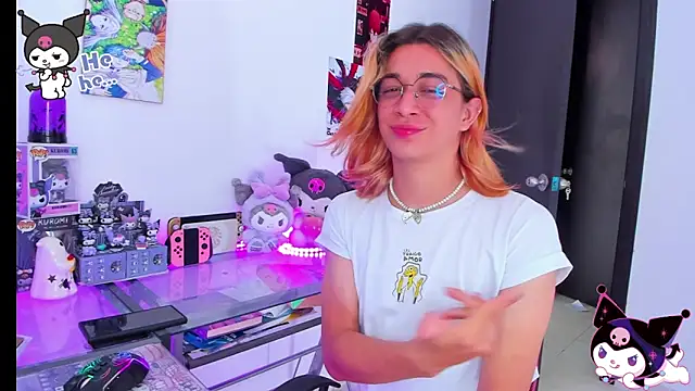 KeitaMoon online show from 30, 10, 2025