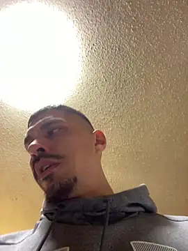 Snapshot of SlimSexxxy69 chatting on 1, 3, 2026 SlimSexxxy69 online show from 1, 3, 2026