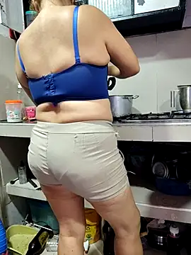 rubi 49 online show from 25, 9, 2025