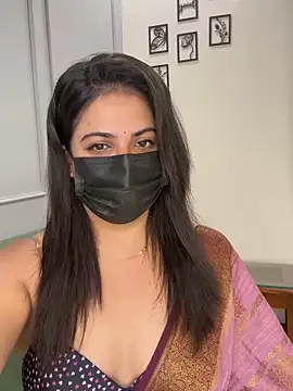 Snapshot of best_couple19 chatting on 25, 5, 2026 best couple19 online show from 25, 5, 2026