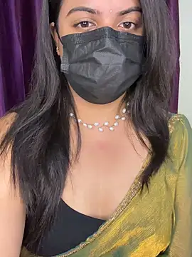 Snapshot of best_couple19 chatting on 4, 10, 2025 best couple19 online show from 4, 10, 2025