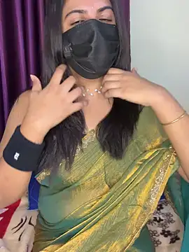 Snapshot of best_couple19 chatting on 22, 9, 2025 best couple19 online show from 22, 9, 2025