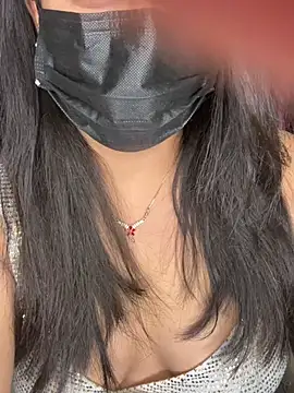 Snapshot of best_couple19 chatting on 4, 2, 2026 best couple19 online show from 4, 2, 2026