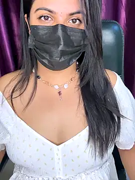 Snapshot of best_couple19 chatting on 23, 11, 2025 best couple19 online show from 23, 11, 2025