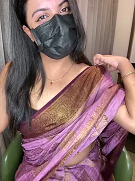 Snapshot of best_couple19 chatting on 9, 10, 2025 best couple19 online show from 9, 10, 2025