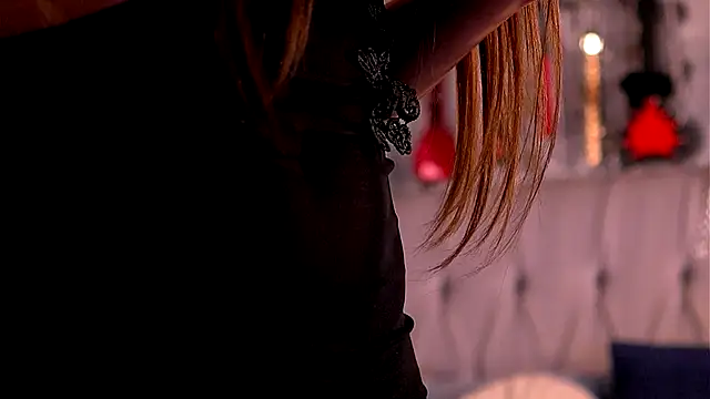 Snapshot of DahliaVonLure chatting on 13, 9, 2025 DahliaVonLure online show from 13, 9, 2025