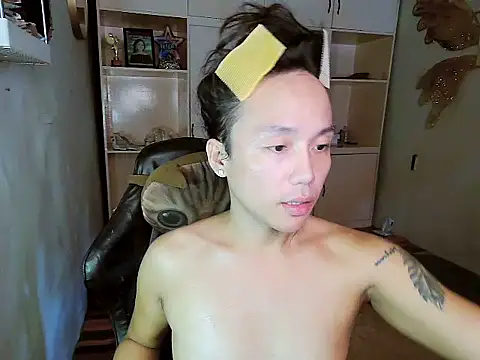 YourNikkieXxx online show from 30, 10, 2025