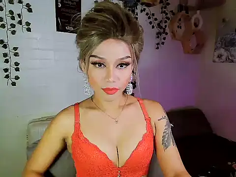 YourNikkieXxx online show from 3, 10, 2025