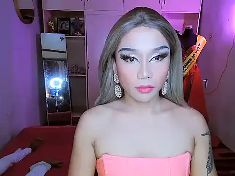 YourNikkieXxx online show from 23, 10, 2025