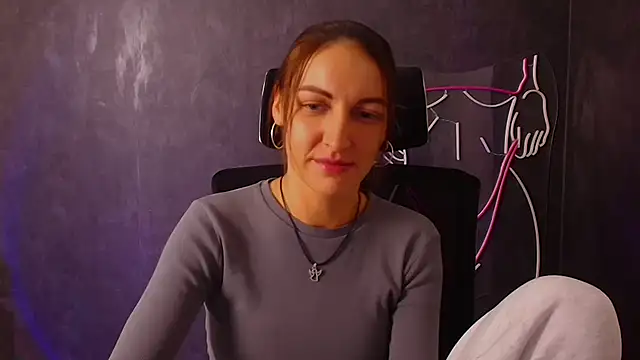 Aurora Loveu online show from 12, 9, 2025