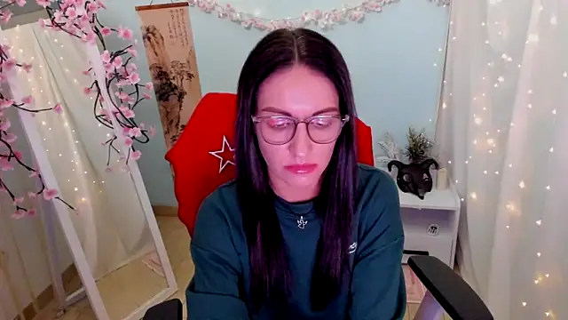 Aurora Loveu online show from 11, 4, 2026