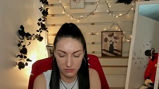 Aurora Loveu online show from 13, 2, 2026