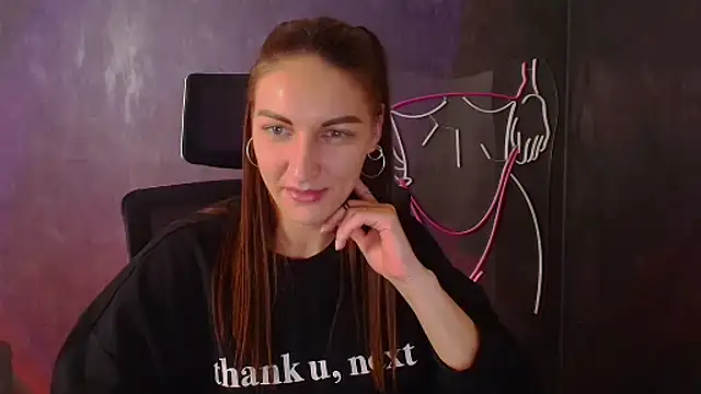 Aurora Loveu online show from 26, 9, 2025