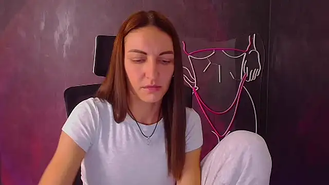 Aurora Loveu online show from 13, 9, 2025