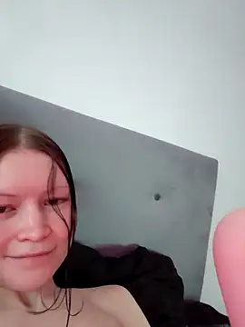 DragonFoxie online show from 30, 11, 2025