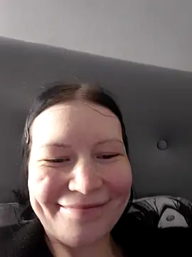 DragonFoxie online show from 11, 10, 2025