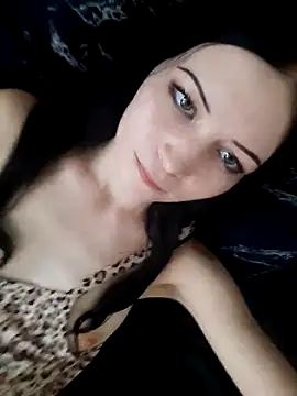 DragonFoxie online show from 11, 9, 2025