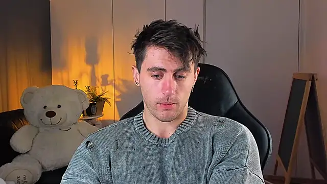 Oscar Miller  online show from 1, 11, 2025