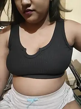 Snapshot of Malikaa-baby5 chatting on 14, 6, 2026 Malikaa-baby5 online show from 14, 6, 2026