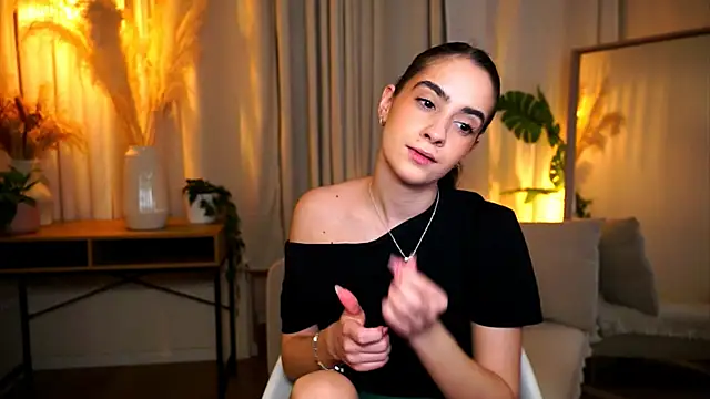 Snapshot of miilky_wayy chatting on 9, 2, 2026 miilky wayy online show from 9, 2, 2026