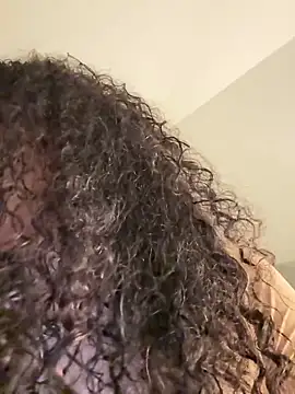 yasmingarcia online show from 30, 10, 2025