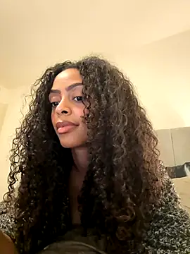 yasmingarcia online show from 3, 11, 2025